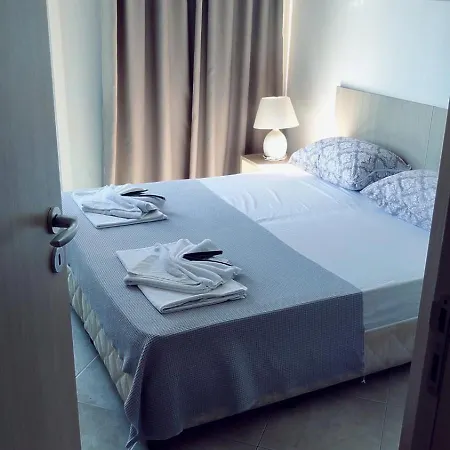 Four-bed In The Emberli. * Lozenets
